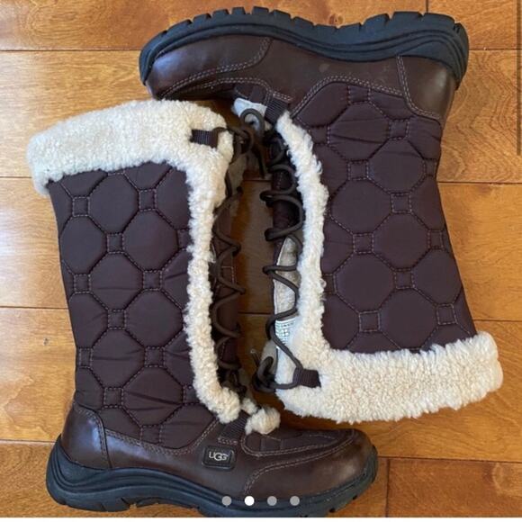 Ugg weatherex tall boots. Size 7 - Picture 1 of 4